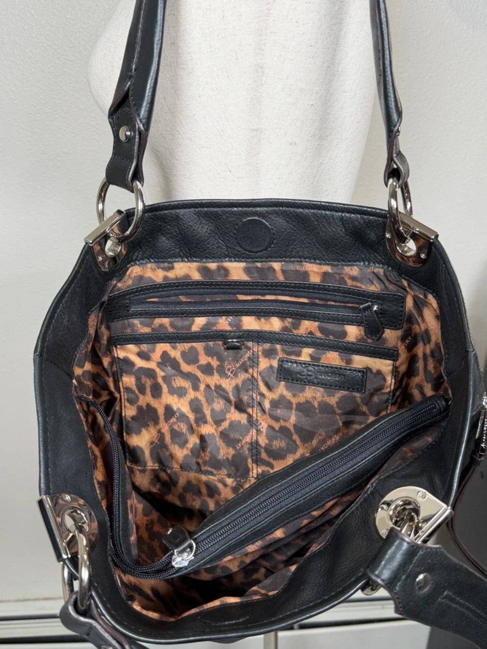 B. Makowsky Leather Hobo Shoulder Bag Black Silver Hardware Leopard Print Purse